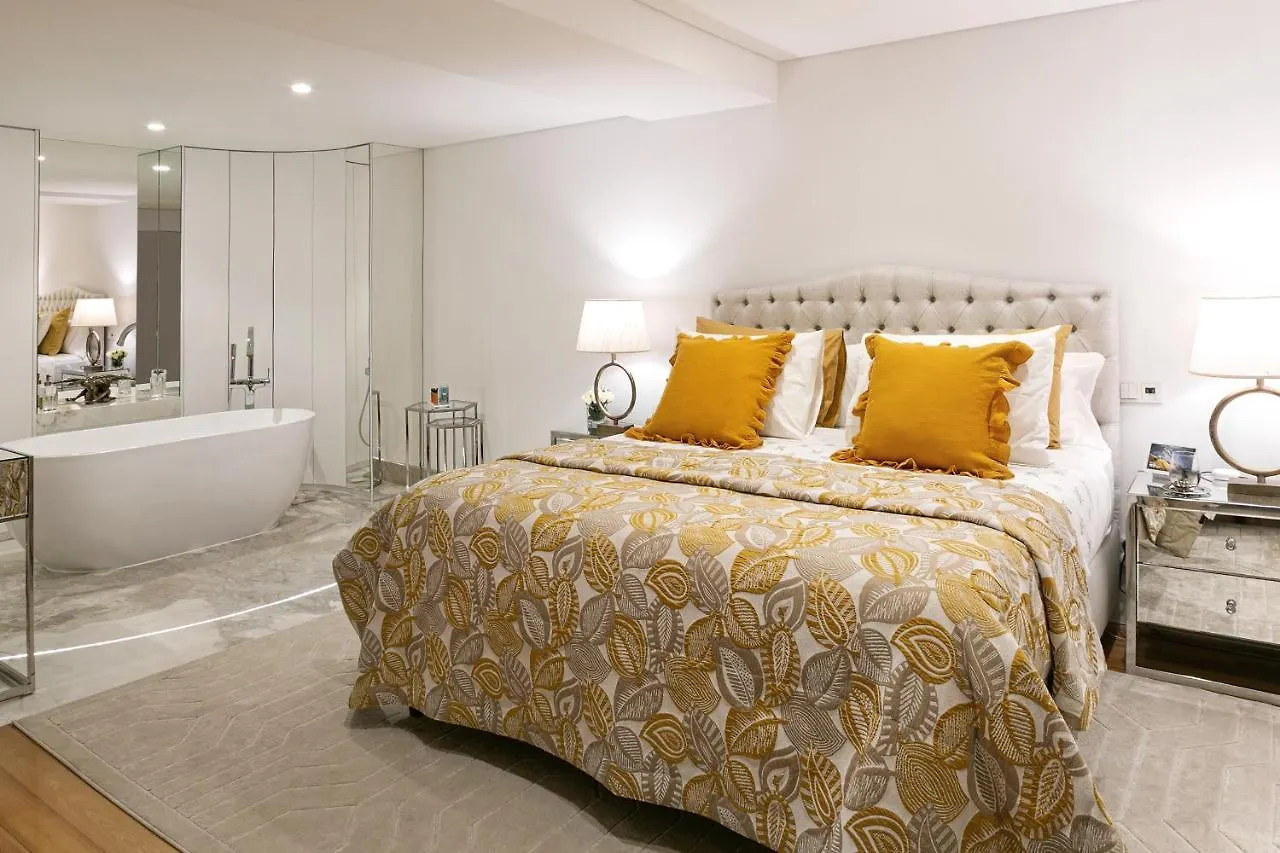 Lisbon Rentals Chiado Apartment