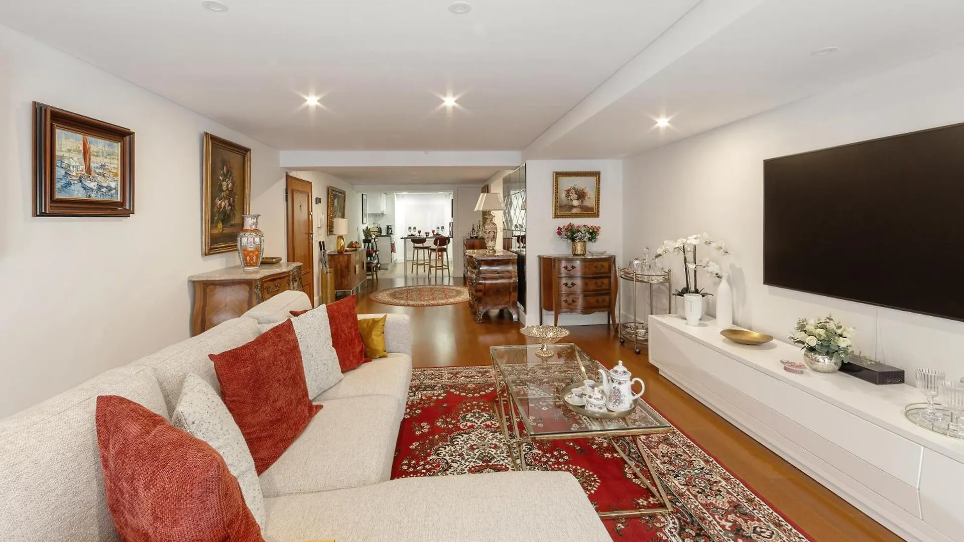 Lisbon Rentals Chiado