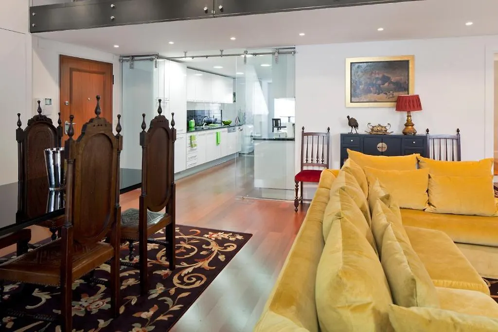 דירה Lisbon Rentals Chiado פורטוגל