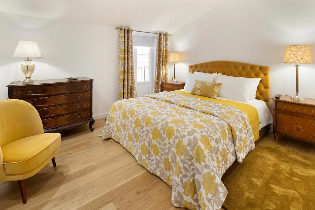 Lisbon Rentals Chiado